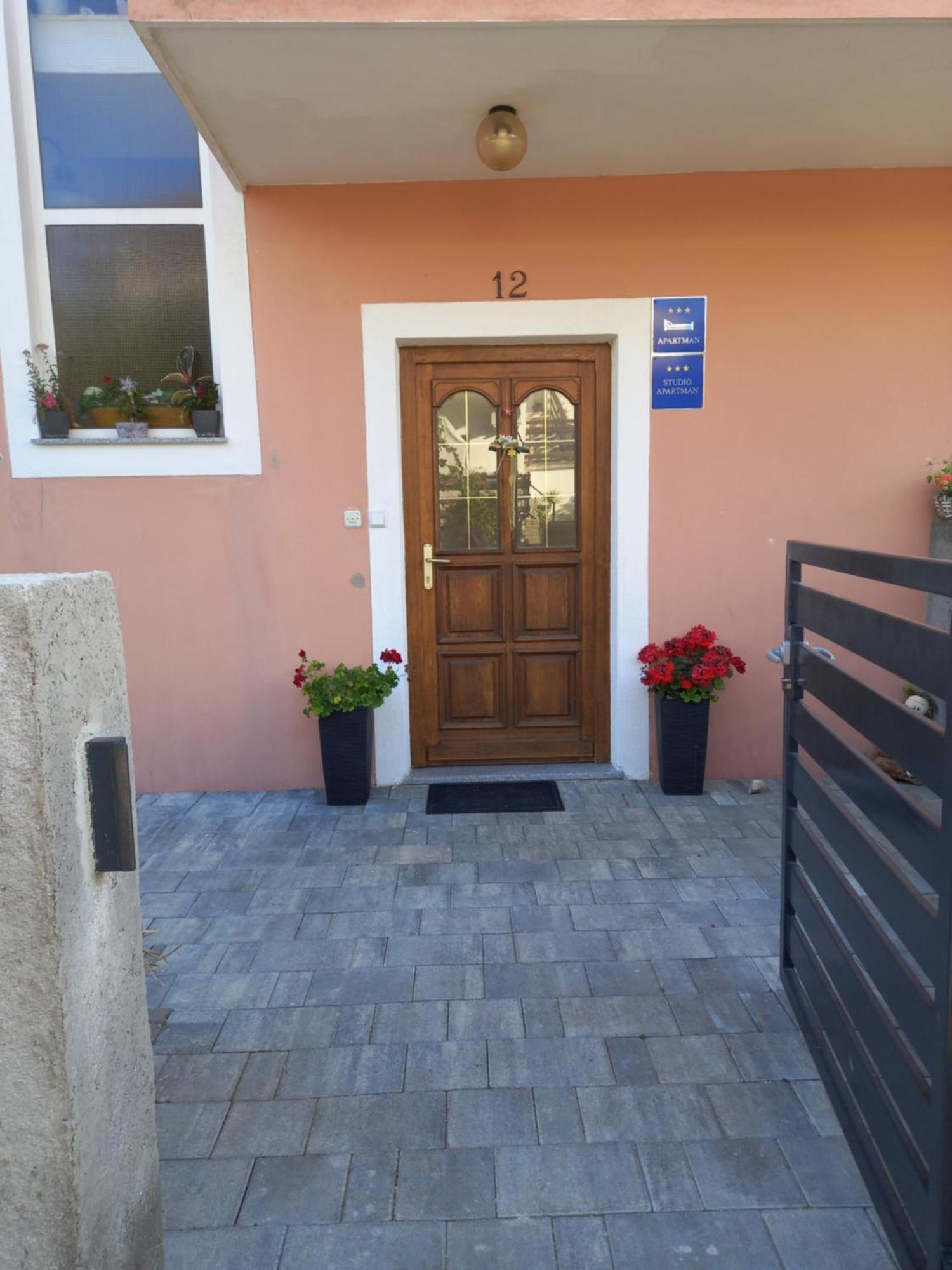 Ferienwohnung Dani Zadar Zimmer foto